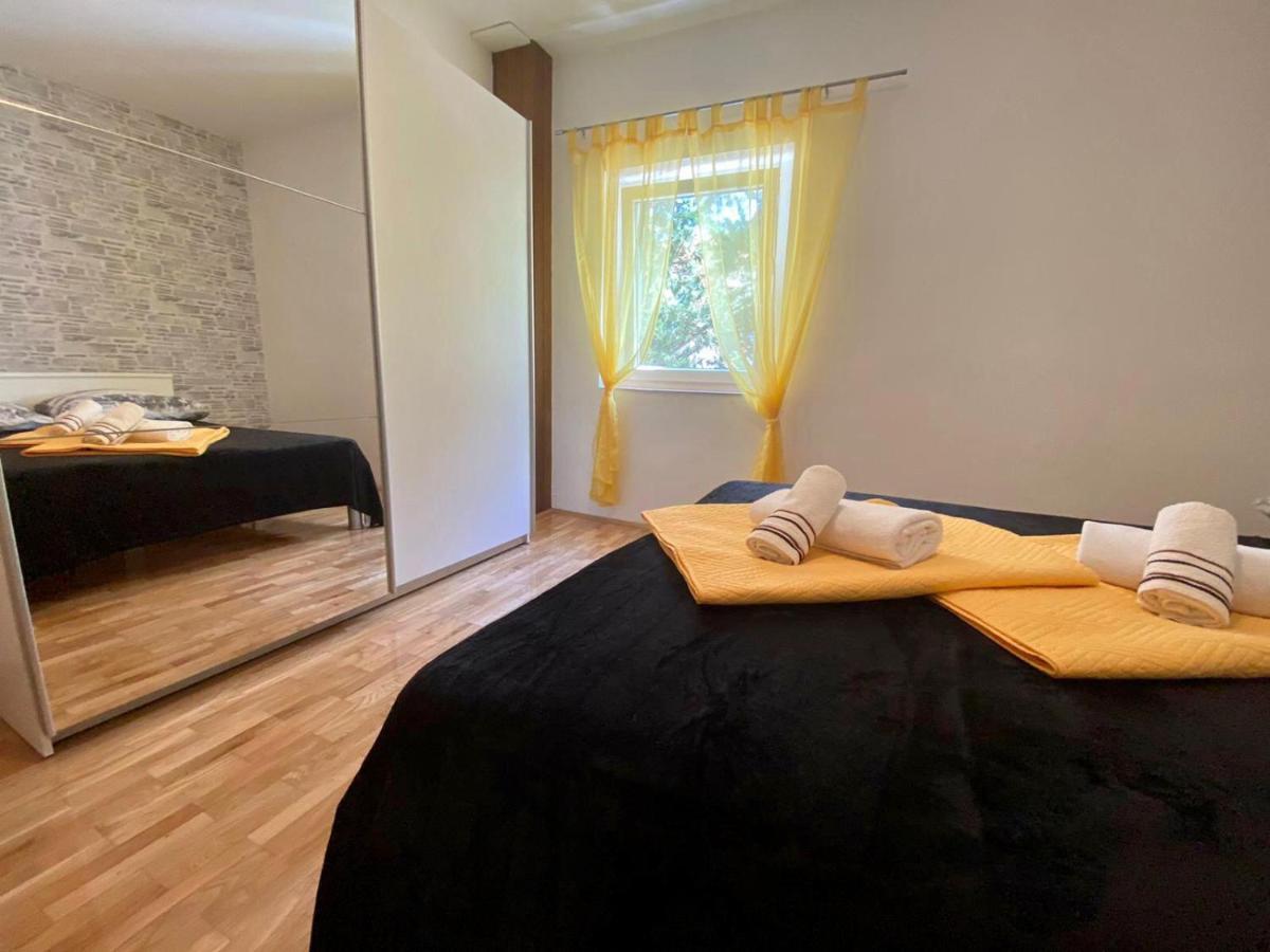 Apartments King - City Center Novaglia Esterno foto