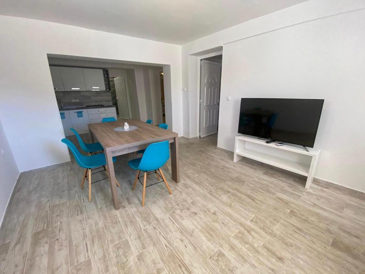 Apartments King - City Center Novaglia Esterno foto
