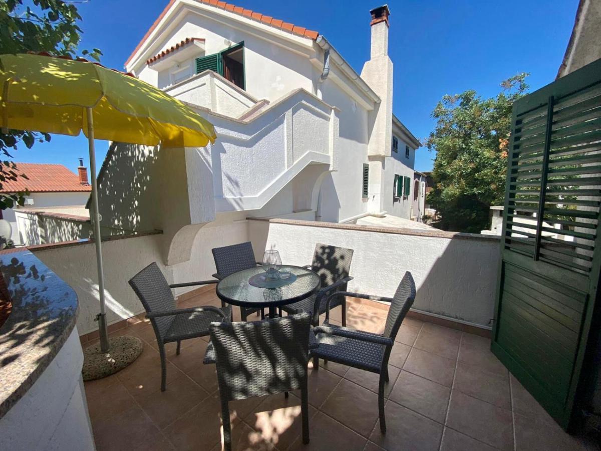 Apartments King - City Center Novaglia Esterno foto