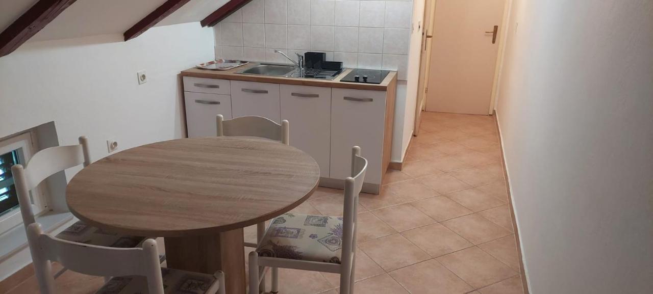Apartments King - City Center Novaglia Esterno foto