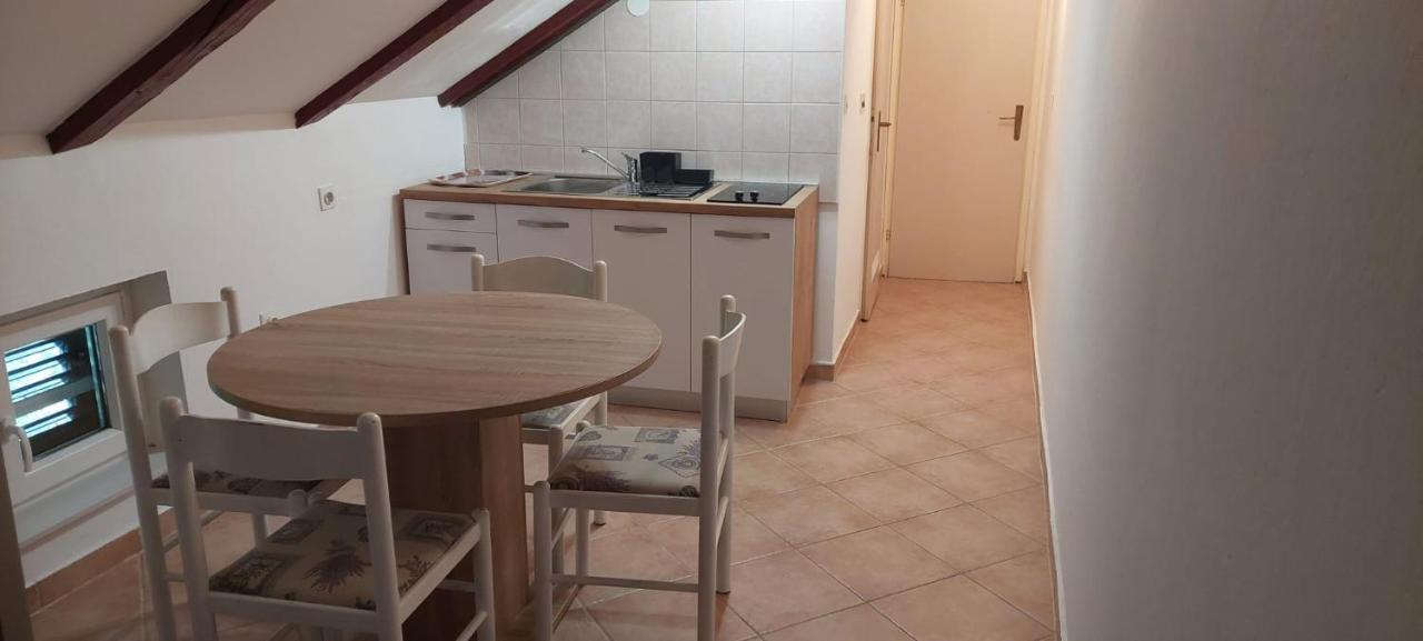 Apartments King - City Center Novaglia Esterno foto